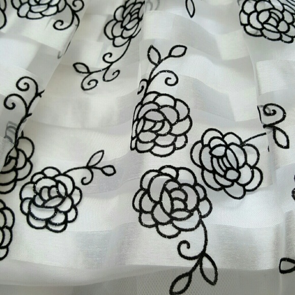 **SOLD** Youngland Christmas Holiday Velvet Floral Stripe Dress with Red Flower - Picture 6 of 6